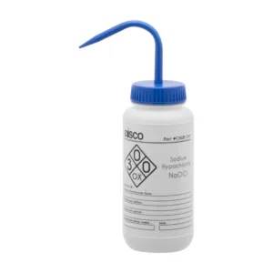 Botella de lavado de 500 ml en polietileno LDPE para hipoclorito de sodio, con etiquetado en dos colores y diseño auto-ventilado.
